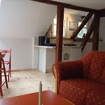 Zur Alten Апартаменты *