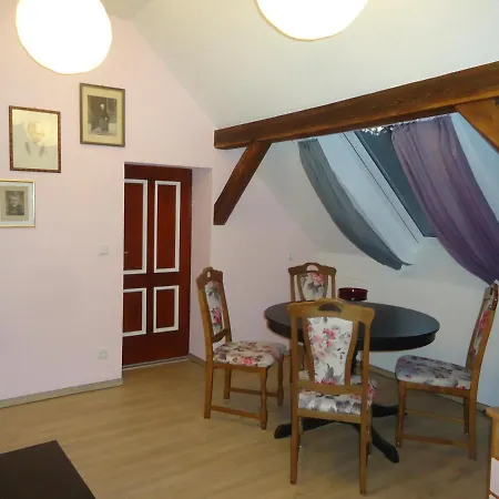 Zur Alten Апартаменты